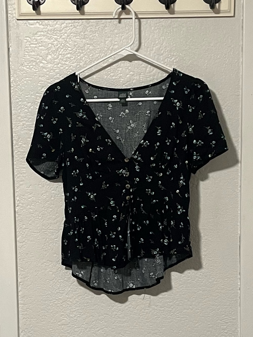 wild fable Black Floral Ruffle Peplum Blouse